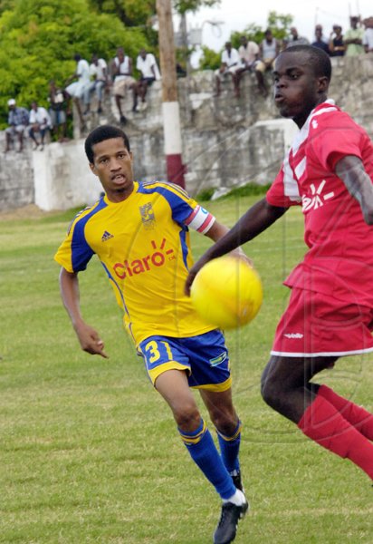 Norman Grindley/Chief Photographer
Boy's Town vs Harbour View.