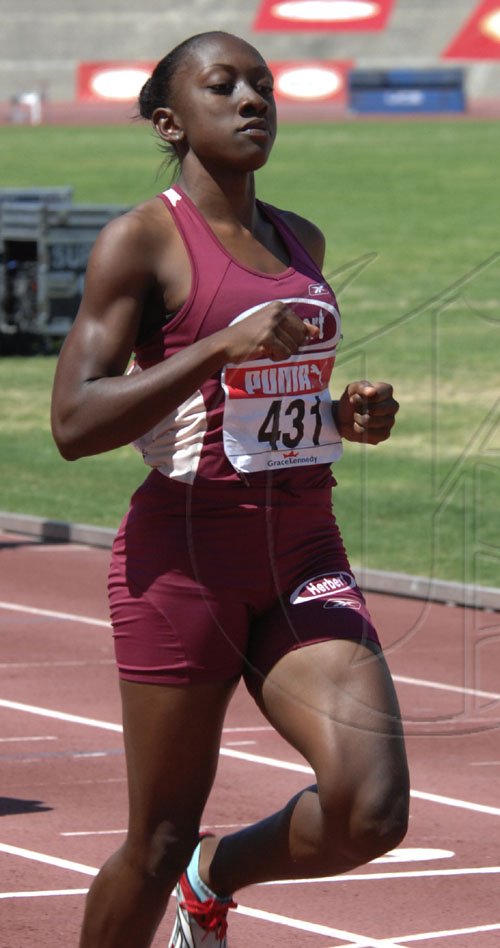 Ian Allen/Staff Photographer
Class 2 girls 200m preliminary at the 2009 High Schools Boys and Girls Atlethics Championships.