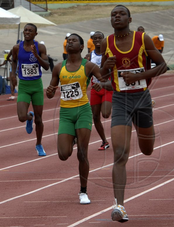 Ian Allen/Staff Photographer
Day 2 of the 2009 High School Boys and Girls Atlethics championships at the National Stadium.