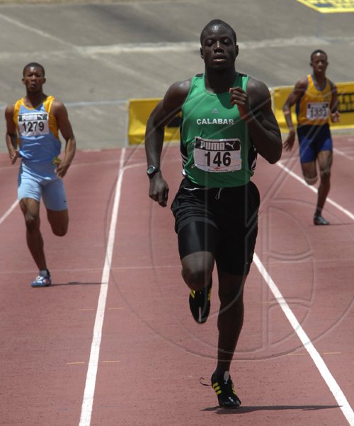 Ian Allen/Staff Photographer
Day 2 of the 2009 High School Boys and Girls Atlethics championships at the National Stadium.