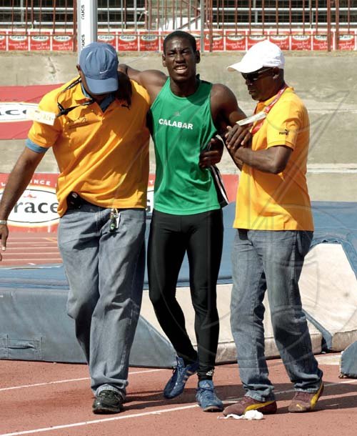 Ian Allen/Staff Photographer
Day 2 of the 2009 High School Boys and Girls Atlethics championships at the National Stadium.