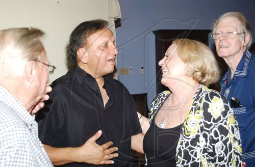 Winston Sill / Freelance Photographer
Farewell reception for US Charge'd Affaires and Mrs. Hegg, held at Hyperion Avenue, Jacks Hill on Saturday night June 6, 2009.