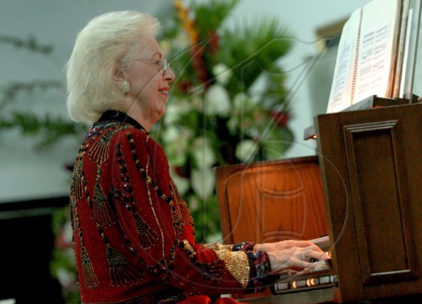 Winston Sill / Freelance Photographer
The Ward Theatre Foundation presents the influential and classical organist Diane Bish in Concert, held at Stella Maris Church, Shortwood Road on Sunday January 17, 2010.