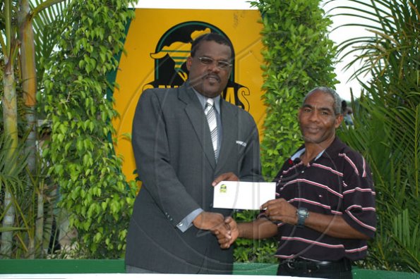 Colin Hamilton/Freelance Photographer
Horseracing at Caymanas Park on Saturday May 8, 2010.