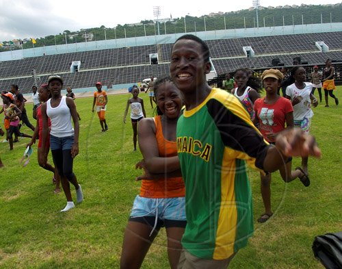 Ricardo Makyn/Satff Photographer.
Youngsters  making final preparations for the Independence Gala performance at the National Stadium on Thursday 5.8.2010.