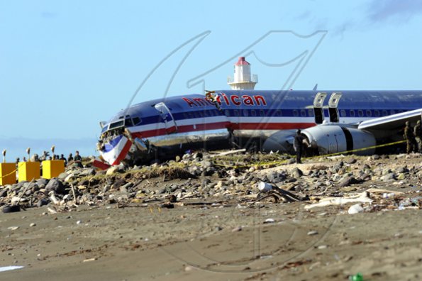 Norman Grindley /Chief Photographer
Plane crash December 23,2009.