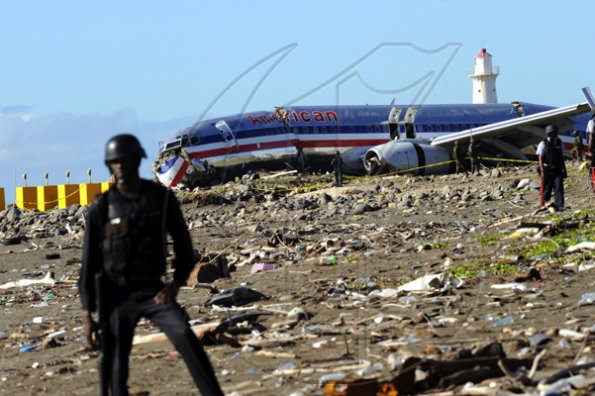 Norman Grindley /Chief Photographer
Plane crash December 23,2009.