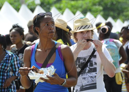 Ricardo Makyn/Staff Photographer.
Portland Jerk Festival at Folly Oval on Sunday 5.7.2009.