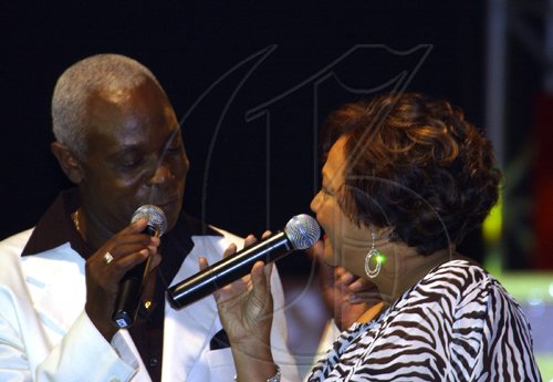 Winston Sill / Freelance Photographer
Powerful Women and men concert.