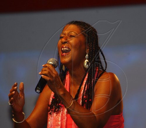 Winston Sill / Freelance Photographer
Powerful Women and men concert.