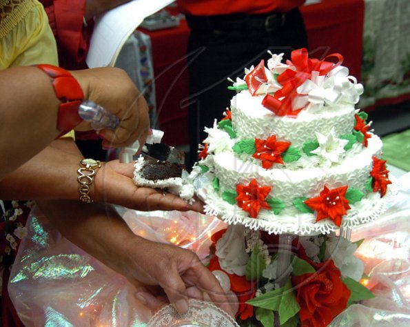 Peta-Gaye Clachar/Freelance Photographer
RL Christmas Cake contest at the Gleaner on Friday, December 11, 2009.
