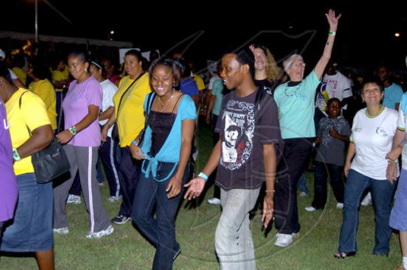 Winston Sill / Freelance Photographer
Jamaica Cancer Society, Relay For Life fonction, held at Police Officers Club, Hope Road on Saturday night June 26, 2010.