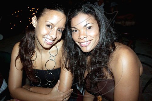 The lovely Diba Mohammed (left) and Laura Butler enjoys a girls' night out at Blu Grass @ Red Bones. The live music event held last Friday at Red Bones Blues Café featured the multi-genre band, Blu Grass in the Sky.