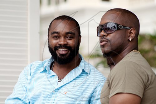 What's up, guys? Dwayne Smalling (left) and Andrew French are beach trendy at Amazing Sundays.