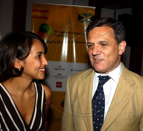 Winston Sill / Freelance Photographer
Spanish Ambassador Jesus Silva host Reception in honour of the local sponsors of the King of Spain Wing at Spanish Town Hospital, held at Norbrook Road on Thursday night September 17, 2009.