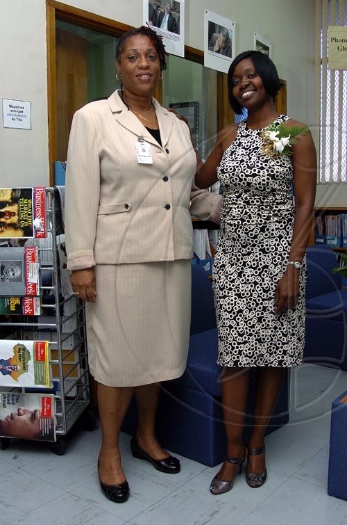 Peta-Gaye Clachar/Freelance Photographer
Gleaner company Long Service Awards at the Gleaner's North Street Office on Monday, September 21, 2009.