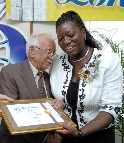 Peta-Gaye Clachar/Freelance Photographer
Gleaner company Long Service Awards at the Gleaner's North Street Office on Monday, September 21, 2009.