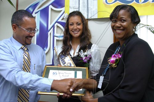 Peta-Gaye Clachar/Freelance Photographer
Gleaner company Long Service Awards at the Gleaner's North Street Office on Monday, September 21, 2009.