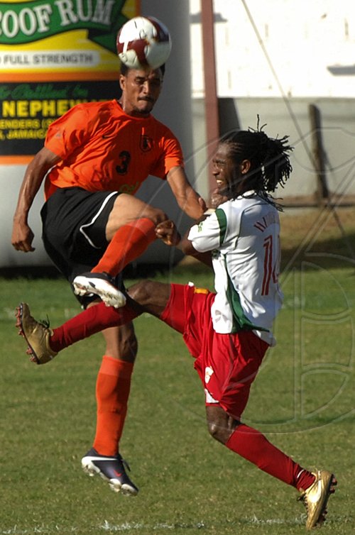 Ian Allen/Photographer
Tivoli Garden F.C. versus Humble Lions in Digicel National Premier League football at the Edward Seaga Oval.
