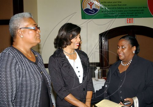 Winston Sill / Freelance Photographer
United Way of Jamaica presents the Nation Builders Awards and Employee Award Ceremony, held at the Jamaica Pegasus Hotel, New Kingston on Thursday June 25, 2009. Here are Winsome Wilkins (left); Maxine Whittingham-Osbourne (centre); and Donna Parchment-Brown (right).