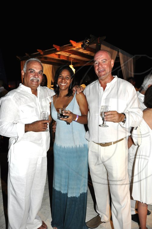 Janet Silvera Photo
 
From left: Kishim Samtani, Christine Solomon and Tom Tyler pose for the social pages.

************************************************************************************at 'The Weekend's' Vertigo All White beach party at The Palmyra last Sunday.